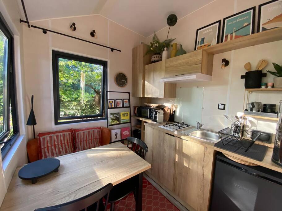 Tiny House Sur Terrain Boise A 10 Mn De La Mer Férel Zewnętrze zdjęcie